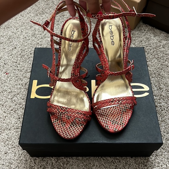 Bebe heels - Picture 3 of 4